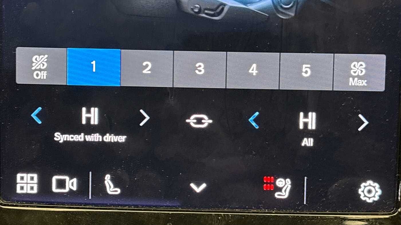 Used Volvo XC60 2023 for sale - 77470413: Photo 39