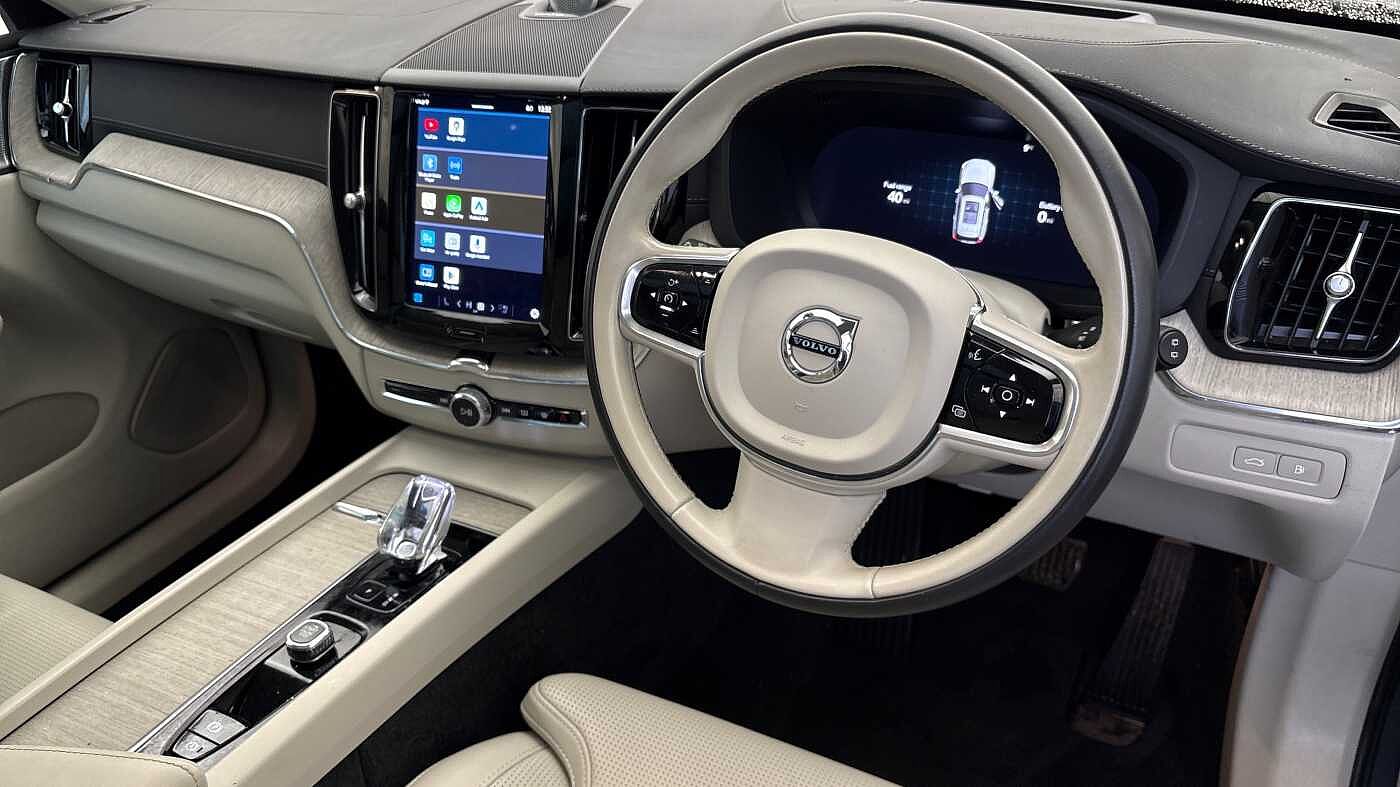 Used Volvo XC60 2023 for sale - 77470413: Photo 9