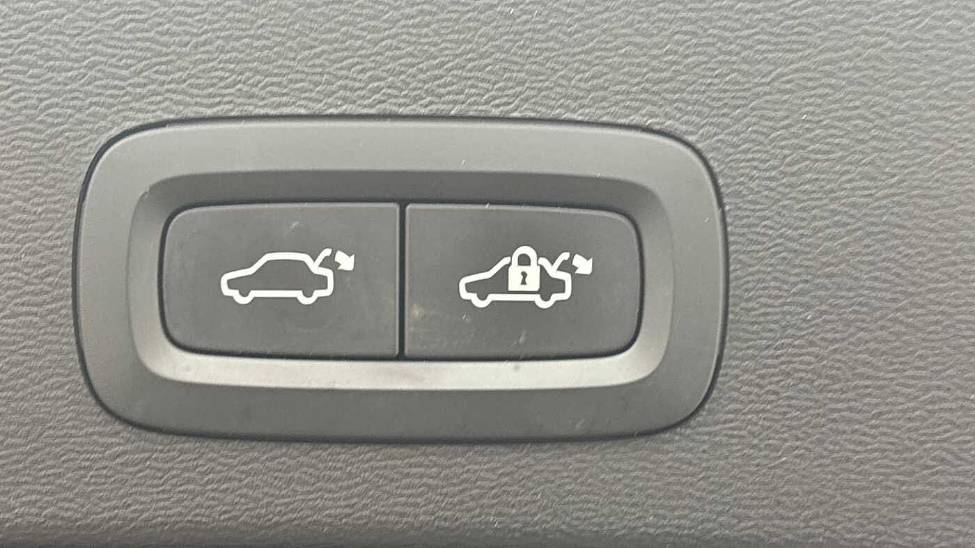 Used Volvo XC40 2022 for sale - 77218206: Photo 18