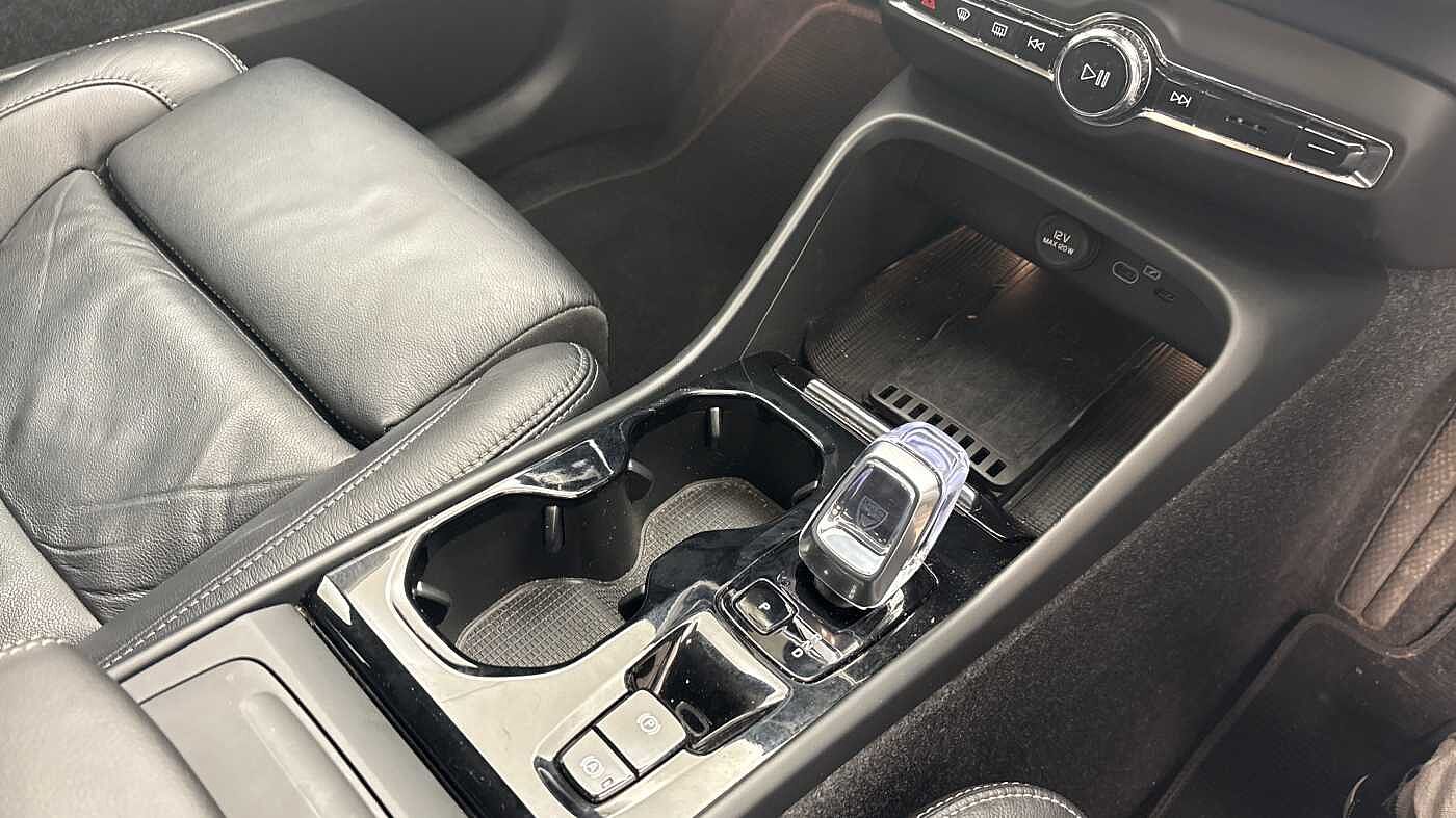 Used Volvo XC40 2022 for sale - 77218206: Photo 31