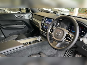 Used Volvo XC60 2024 for sale - 75814333: Photo