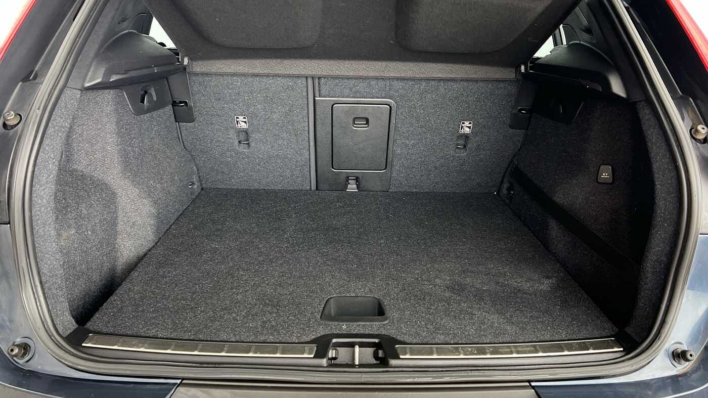 Used Volvo XC40 2020 for sale - 77525718: Photo 5