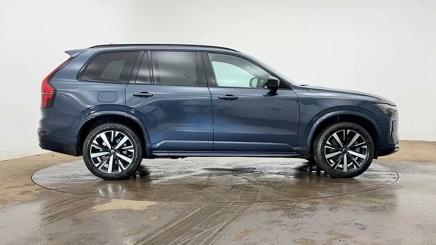 Used Volvo XC90 2025 for sale - 77647504: Photo 2