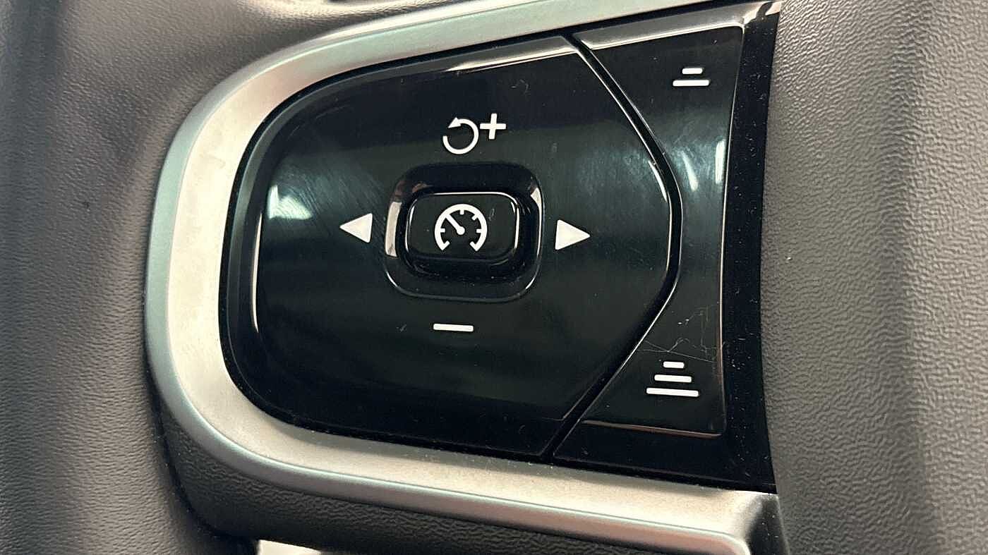 Used Volvo XC90 2025 for sale - 77388453: Photo 30