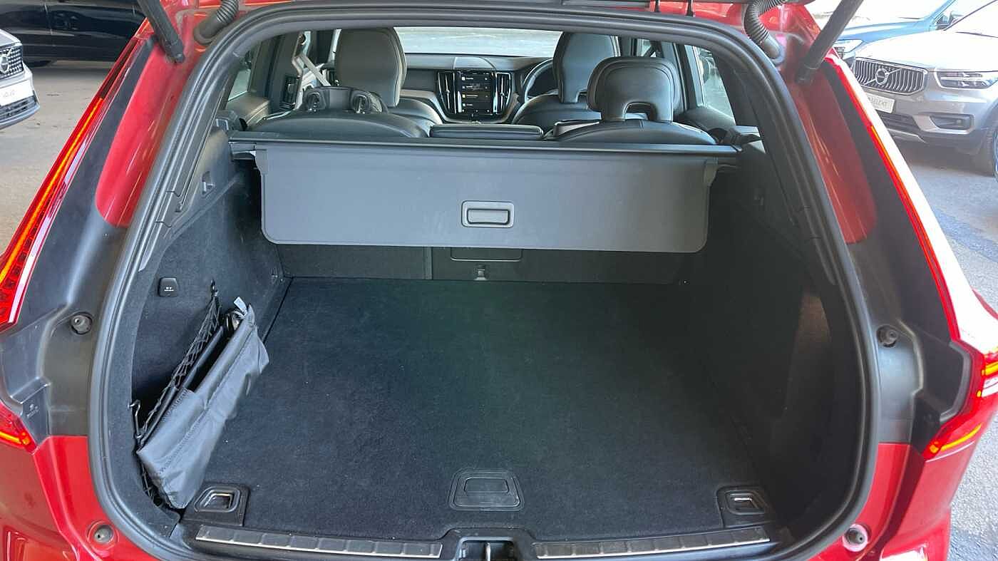 Used Volvo XC60 2023 for sale - 77124445: Photo 13