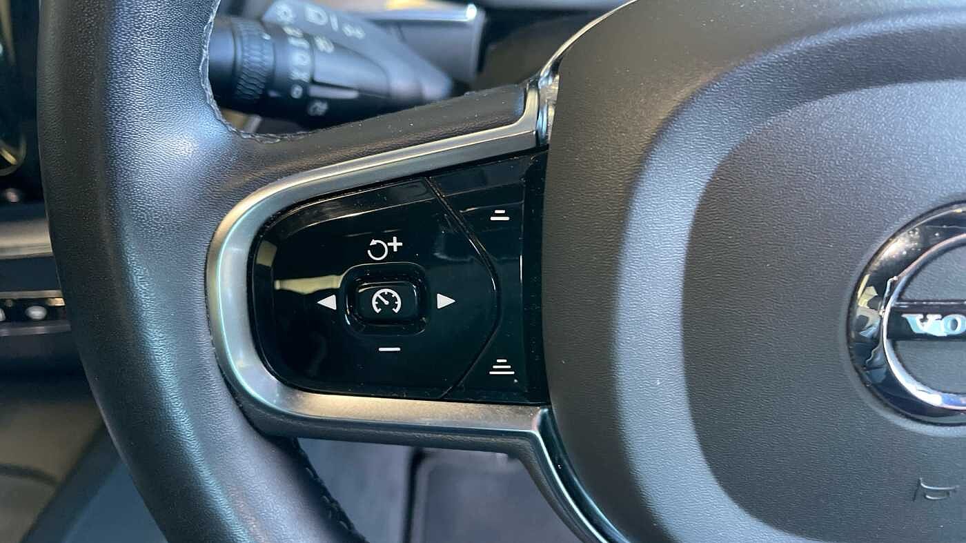 Used Volvo XC60 2023 for sale - 77124445: Photo 18