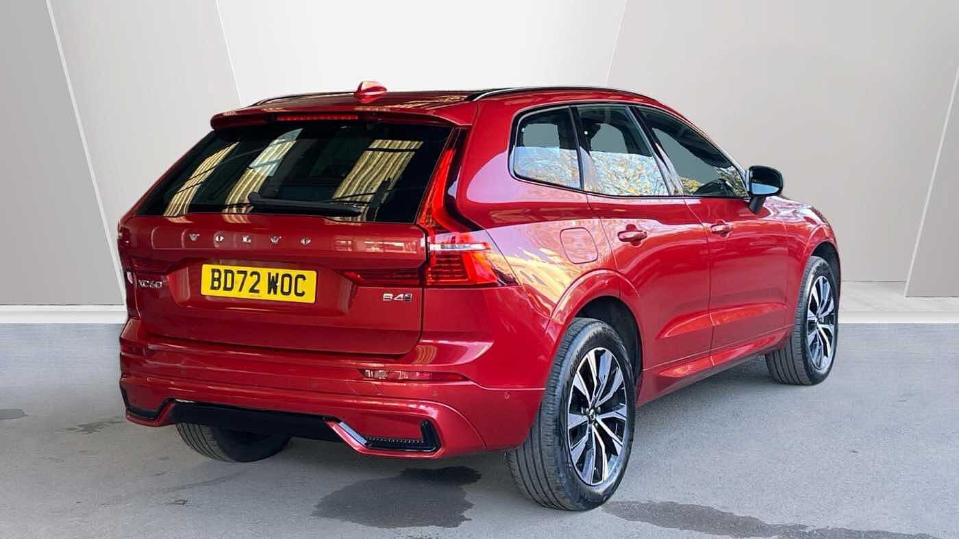 Used Volvo XC60 2023 for sale - 77124445: Photo 2