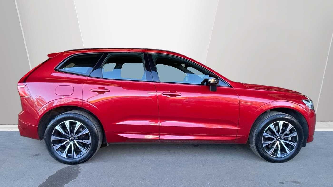 Used Volvo XC60 2023 for sale - 77124445: Photo 3