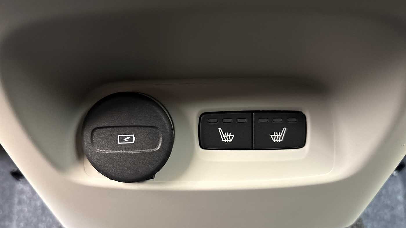 Used Volvo XC40 2022 for sale - 76474531: Photo 16