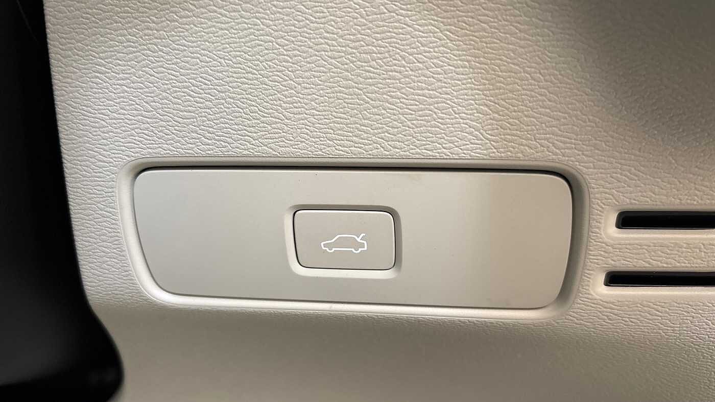 Used Volvo XC40 2022 for sale - 76474531: Photo 29