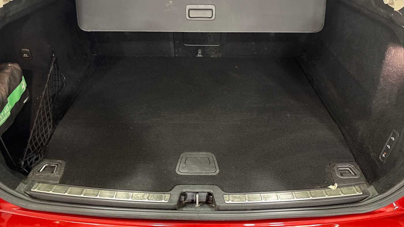 Used Volvo XC60 2023 for sale - 77725086: Photo 5