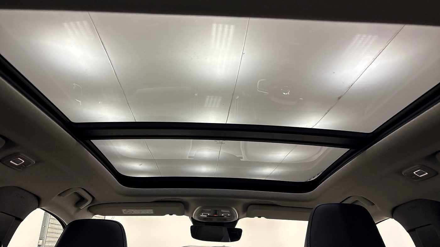 Used Volvo XC40 2024 for sale - 76359825: Photo 10