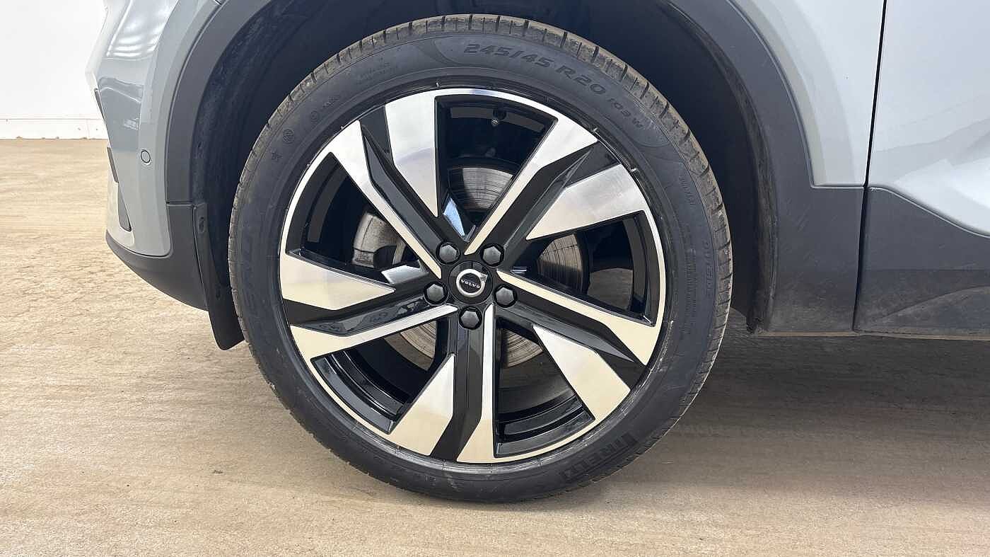 Used Volvo XC40 2024 for sale - 76359825: Photo 4