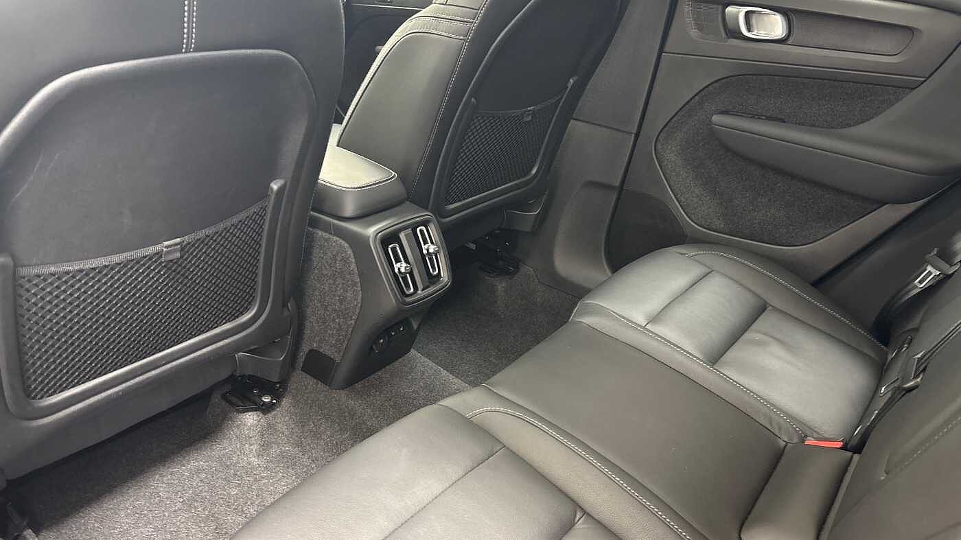 Used Volvo XC40 2024 for sale - 76359825: Photo 7