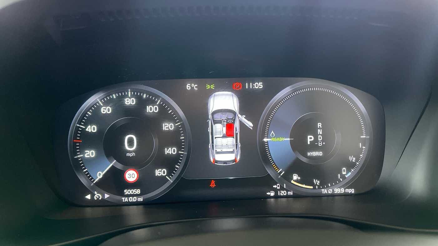 Used Volvo XC40 2022 for sale - 77525711: Photo 11