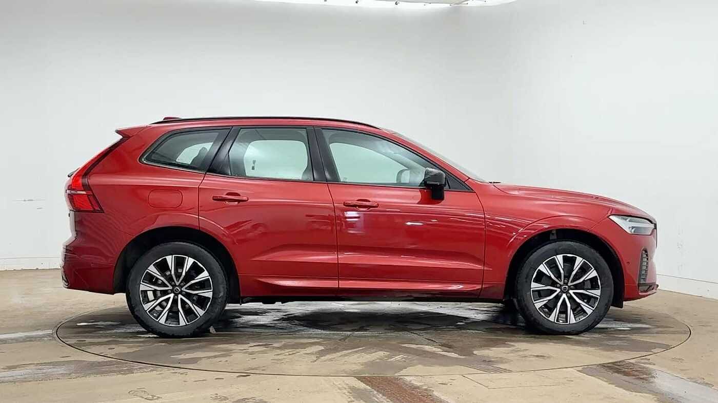 Used Volvo XC60 2023 for sale - 77755058: Photo 2