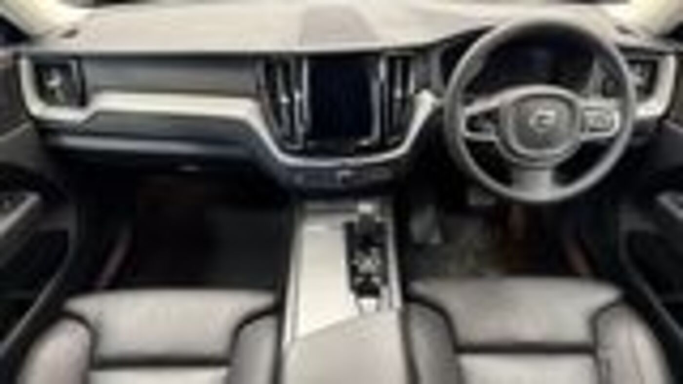 Used Volvo XC60 2023 for sale - 77755058: Photo 9