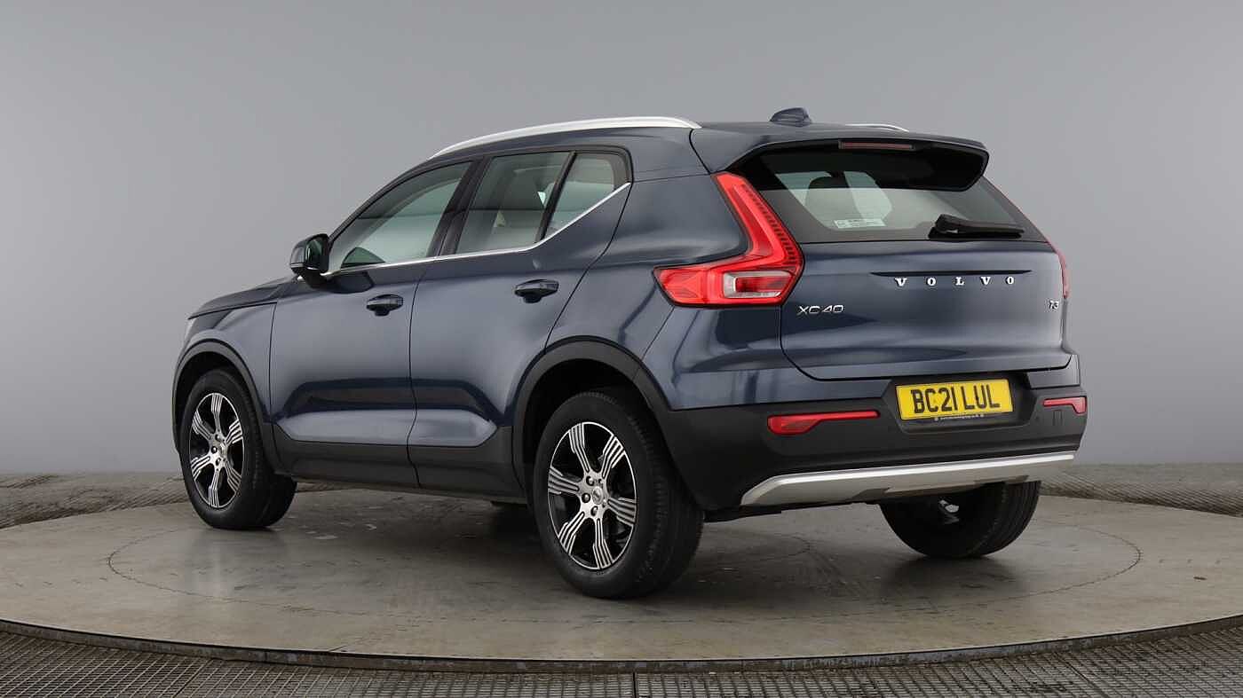 Used Volvo XC40 2021 for sale - 76086157: Photo 2