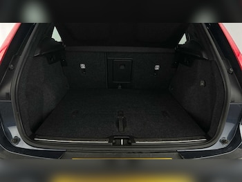 Used Volvo XC40 2021 for sale - 76086157: Photo 4