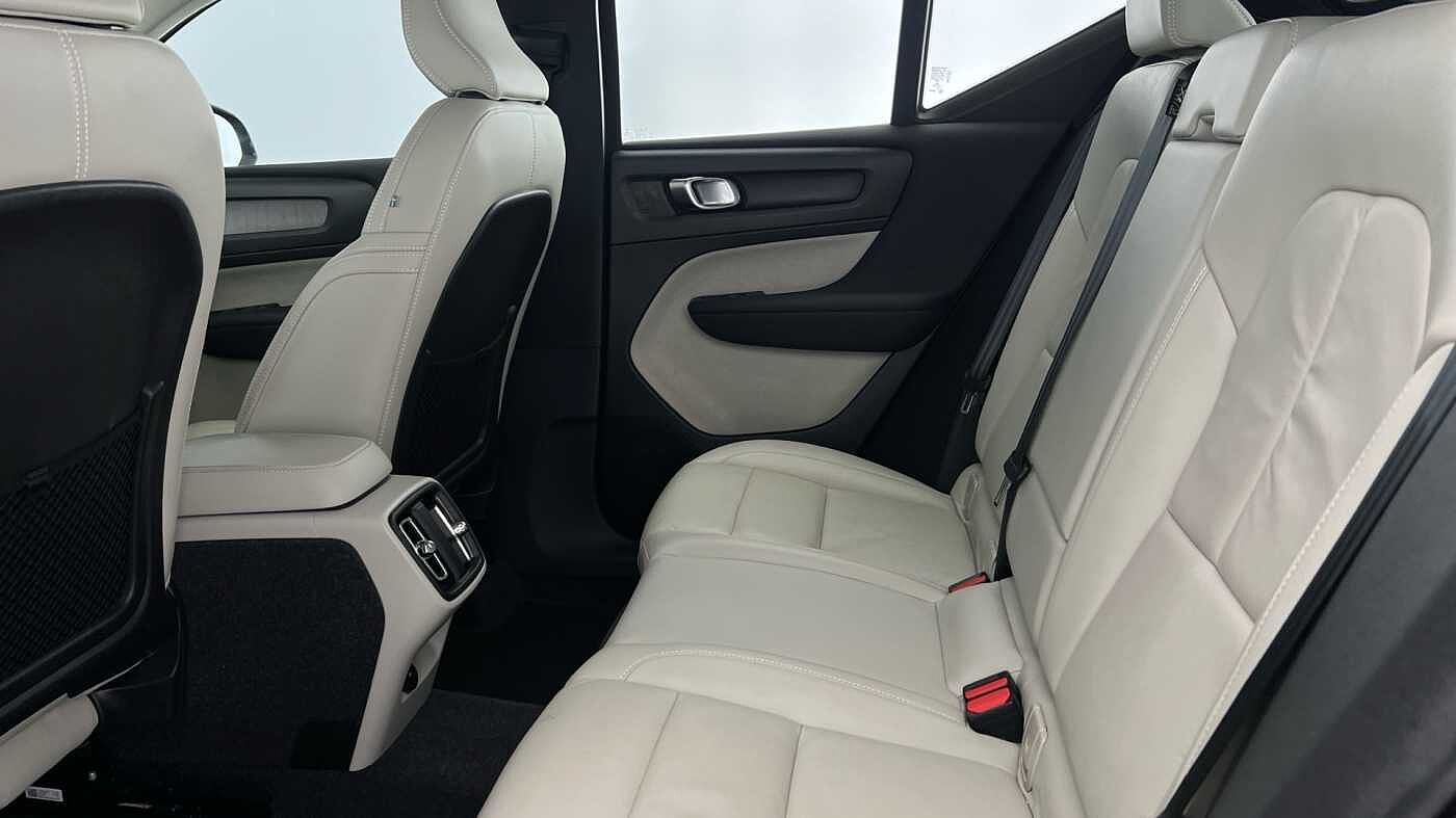 Used Volvo XC40 2021 for sale - 76086157: Photo 7
