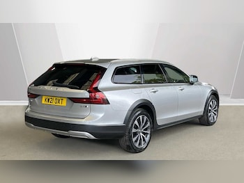 Used Volvo V90 2021 for sale - 75929374: Photo