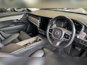 Used Volvo V90 2021 for sale - 75929374: Photo