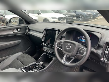Used Volvo XC40 2025 for sale - 78430982: Photo