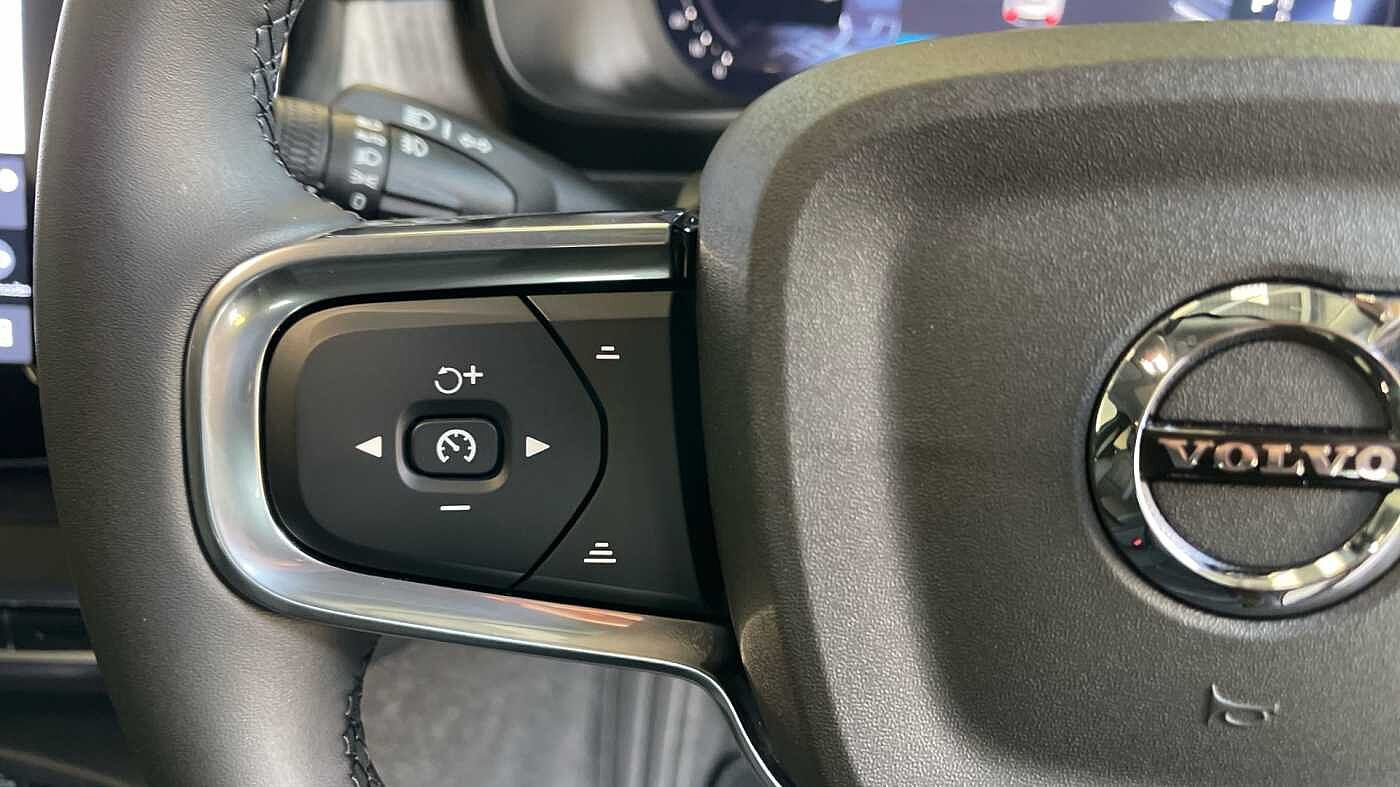 Used Volvo XC40 2025 for sale - 76139644: Photo 18