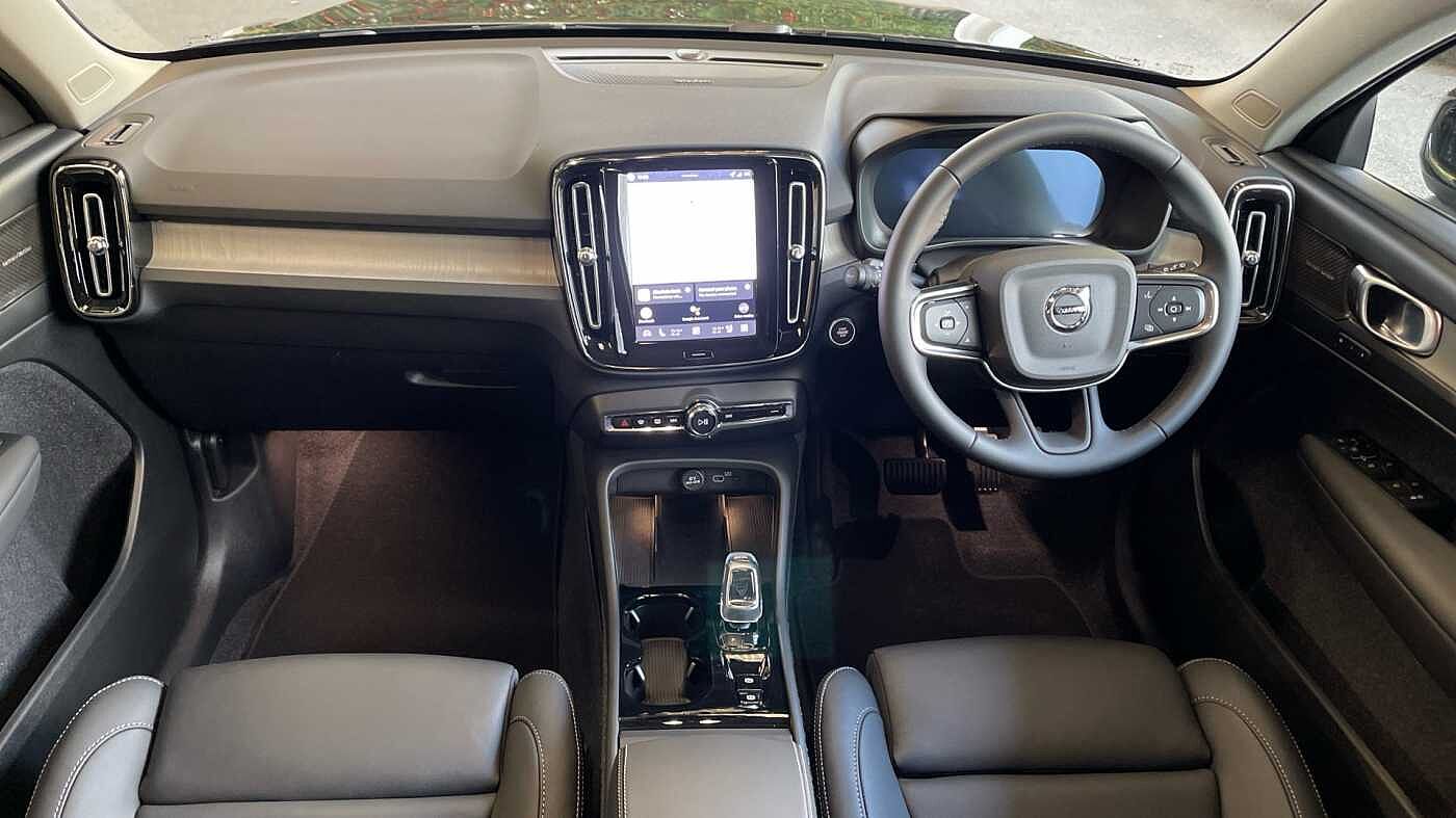 Used Volvo XC40 2025 for sale - 76139644: Photo 5