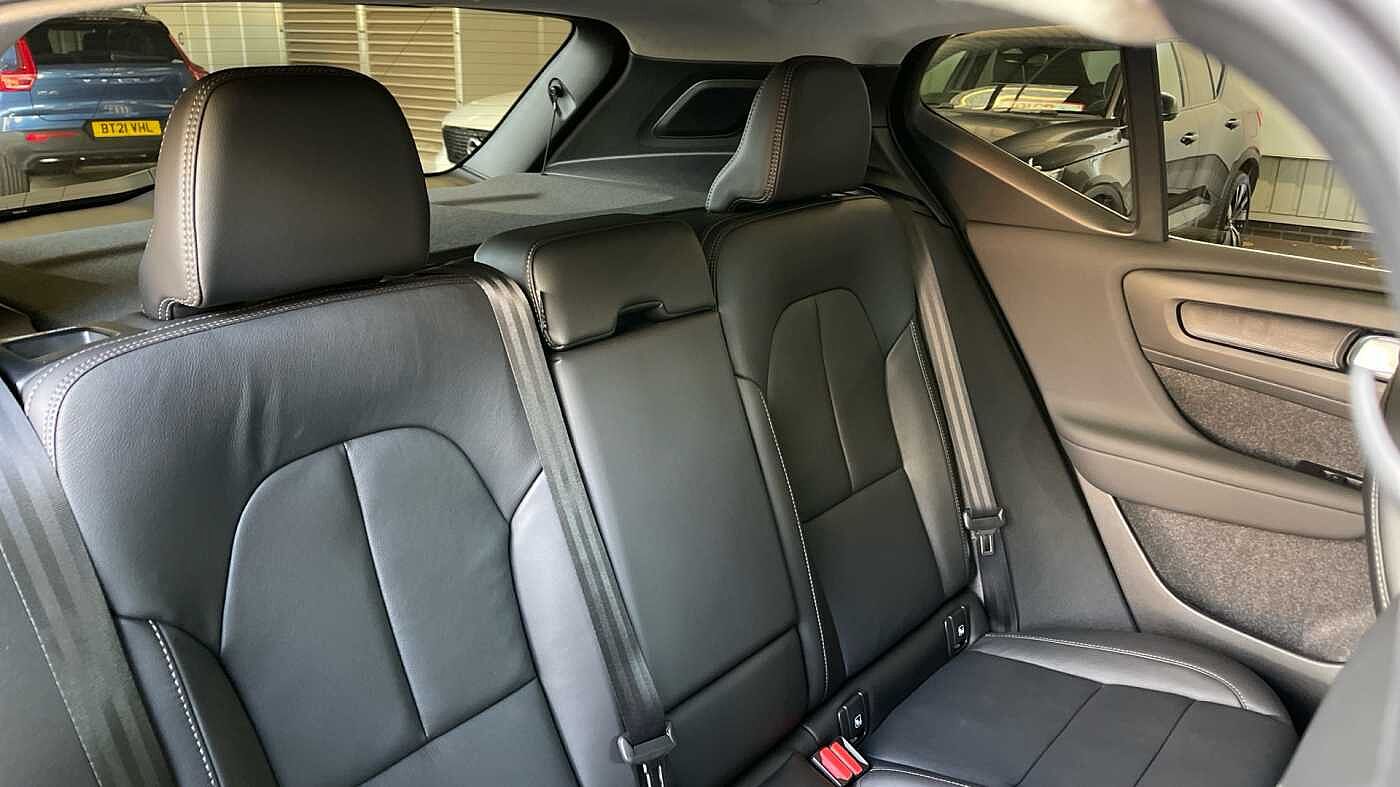 Used Volvo XC40 2025 for sale - 76139644: Photo 6