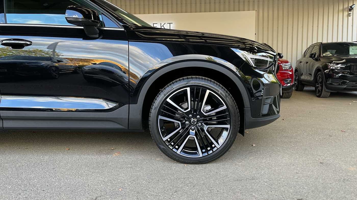 Used Volvo XC40 2025 for sale - 76139644: Photo 9