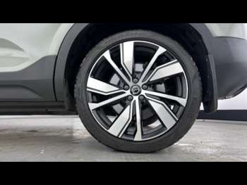 Used Volvo XC40 2021 for sale - 74752484: Photo