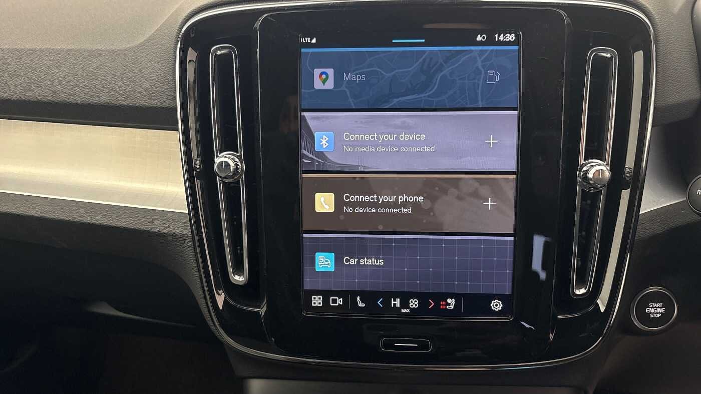 Used Volvo XC40 2025 for sale - 77157531: Photo 11