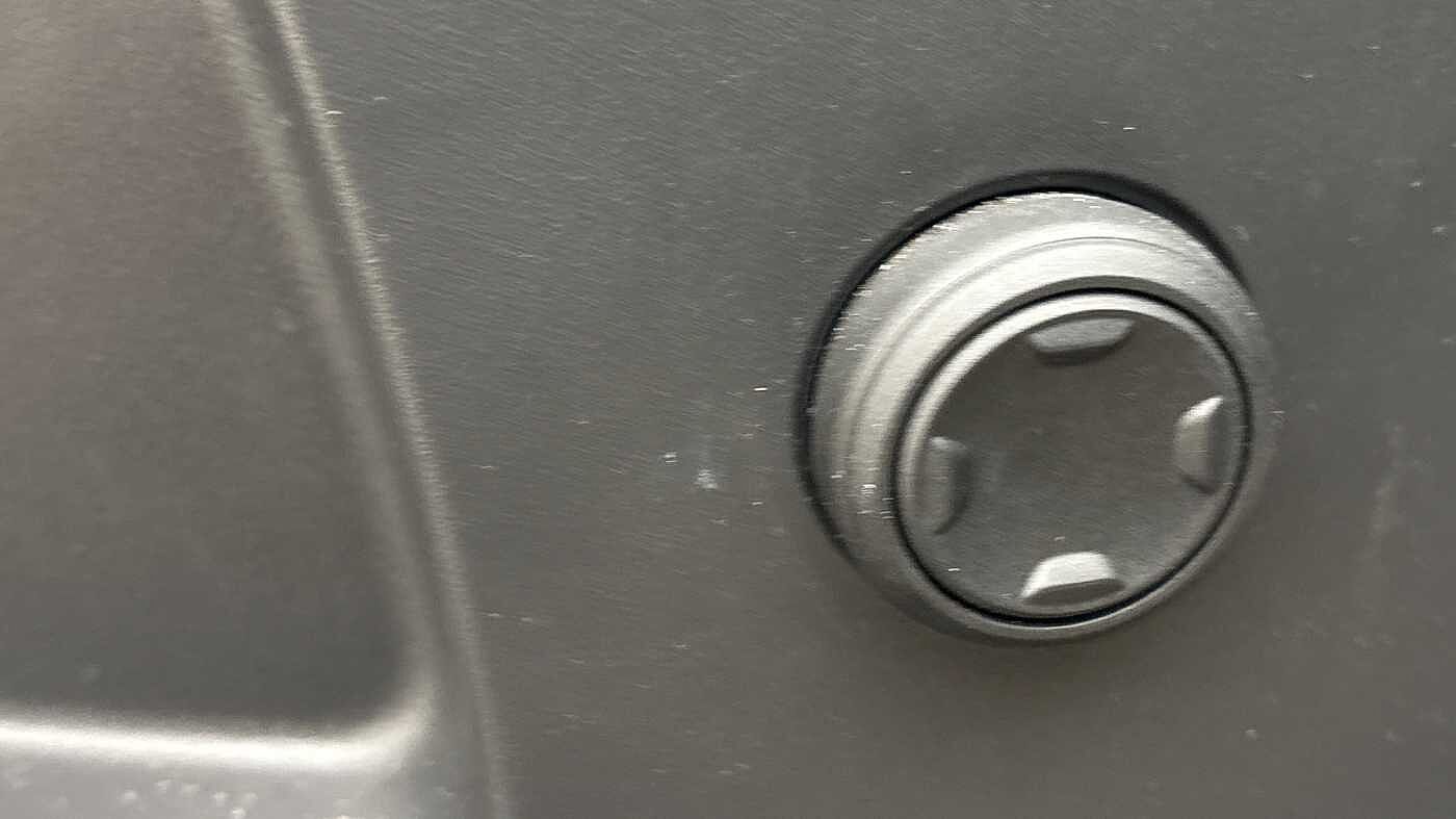 Used Volvo XC40 2025 for sale - 77157531: Photo 26