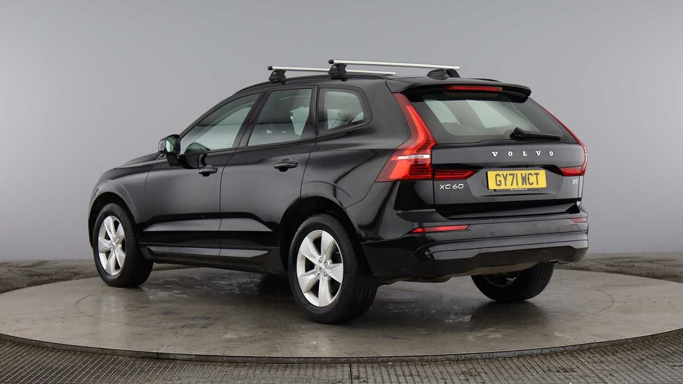 Used Volvo XC60 2021 for sale - 77525739: Photo 2