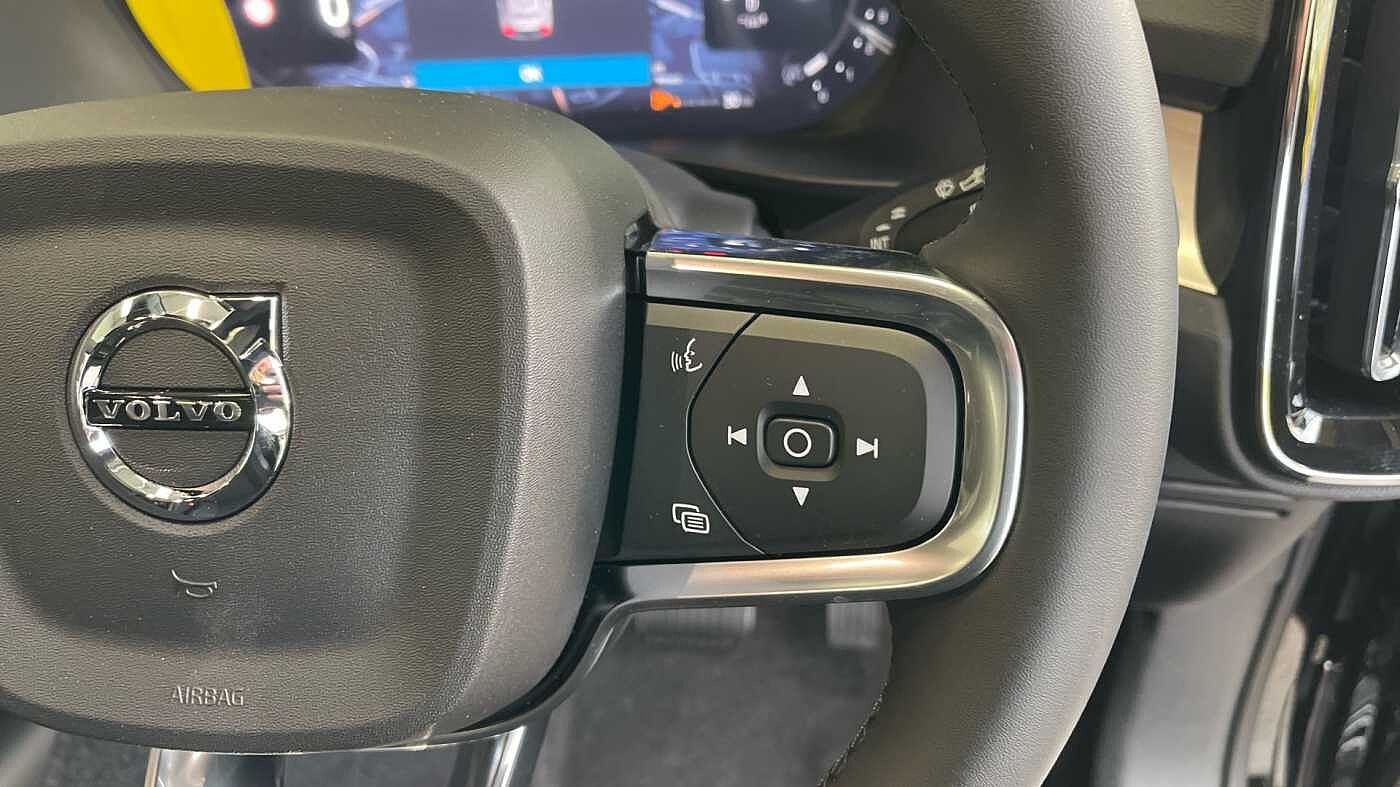 Used Volvo XC40 2025 for sale - 76261215: Photo 16