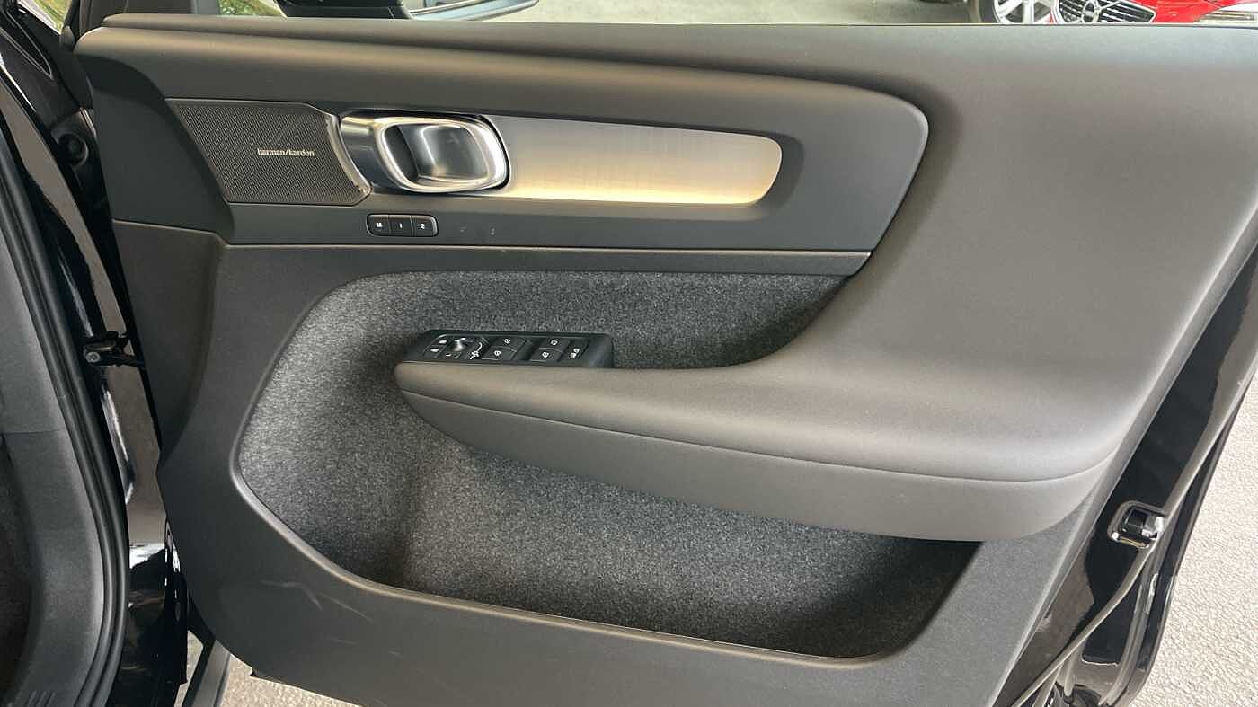 Used Volvo XC40 2025 for sale - 76261215: Photo 21