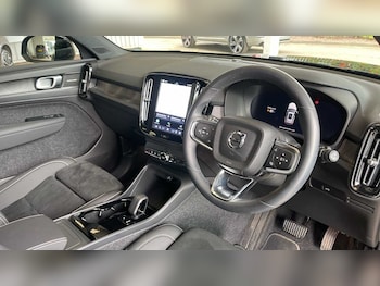 Used Volvo EX40 2025 for sale - 78117262: Photo