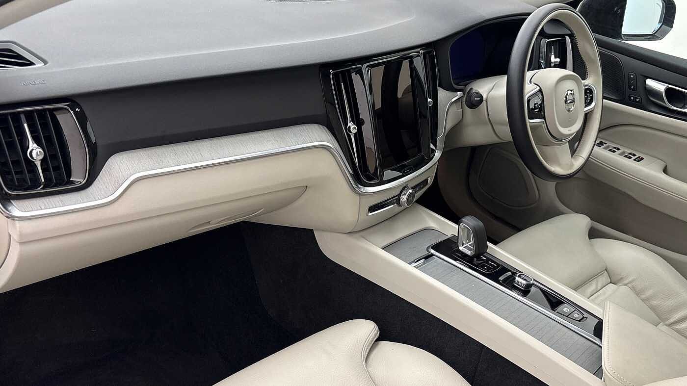 Used Volvo V60 2025 for sale - 77855155: Photo 6