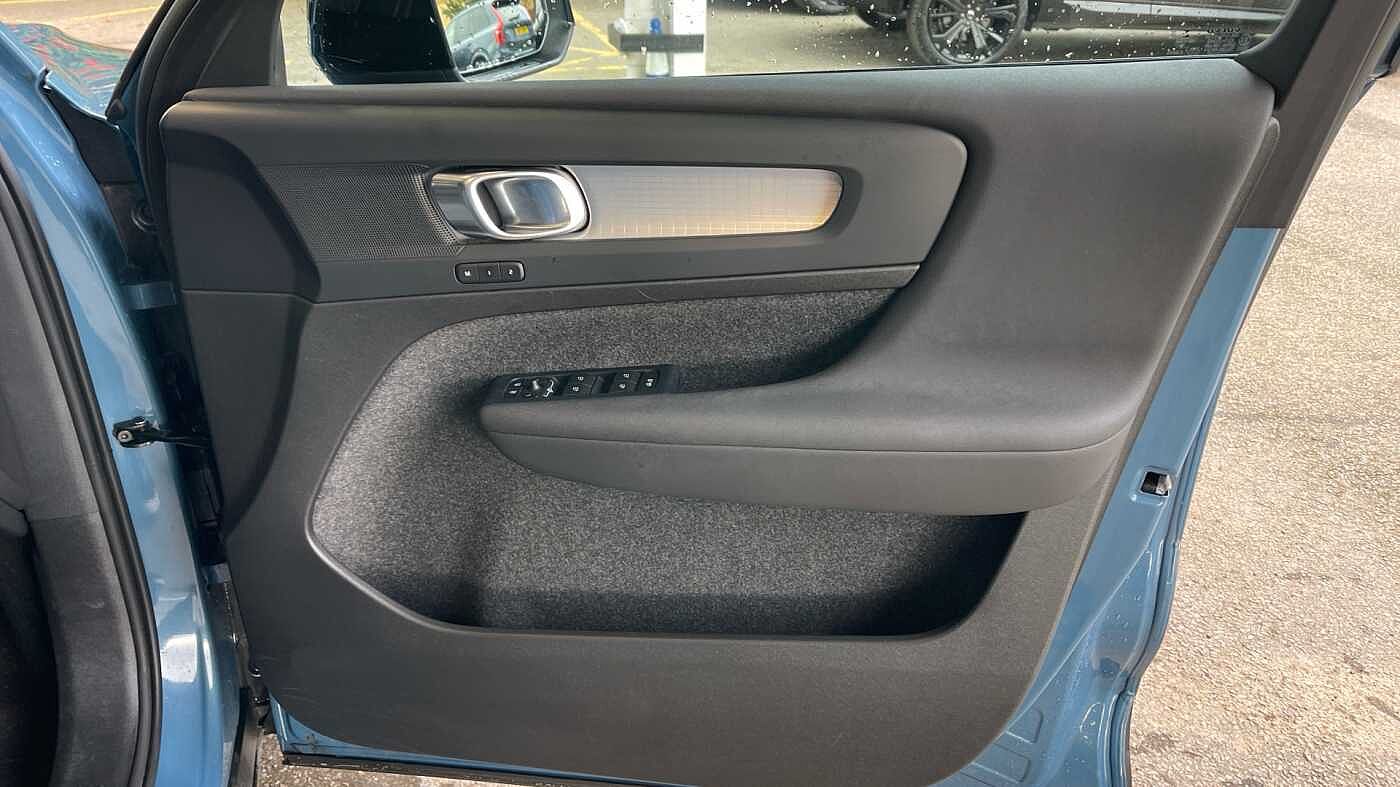 Used Volvo XC40 2022 for sale - 76500861: Photo 23