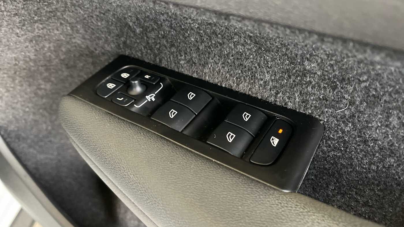 Used Volvo XC40 2021 for sale - 76800530: Photo 19