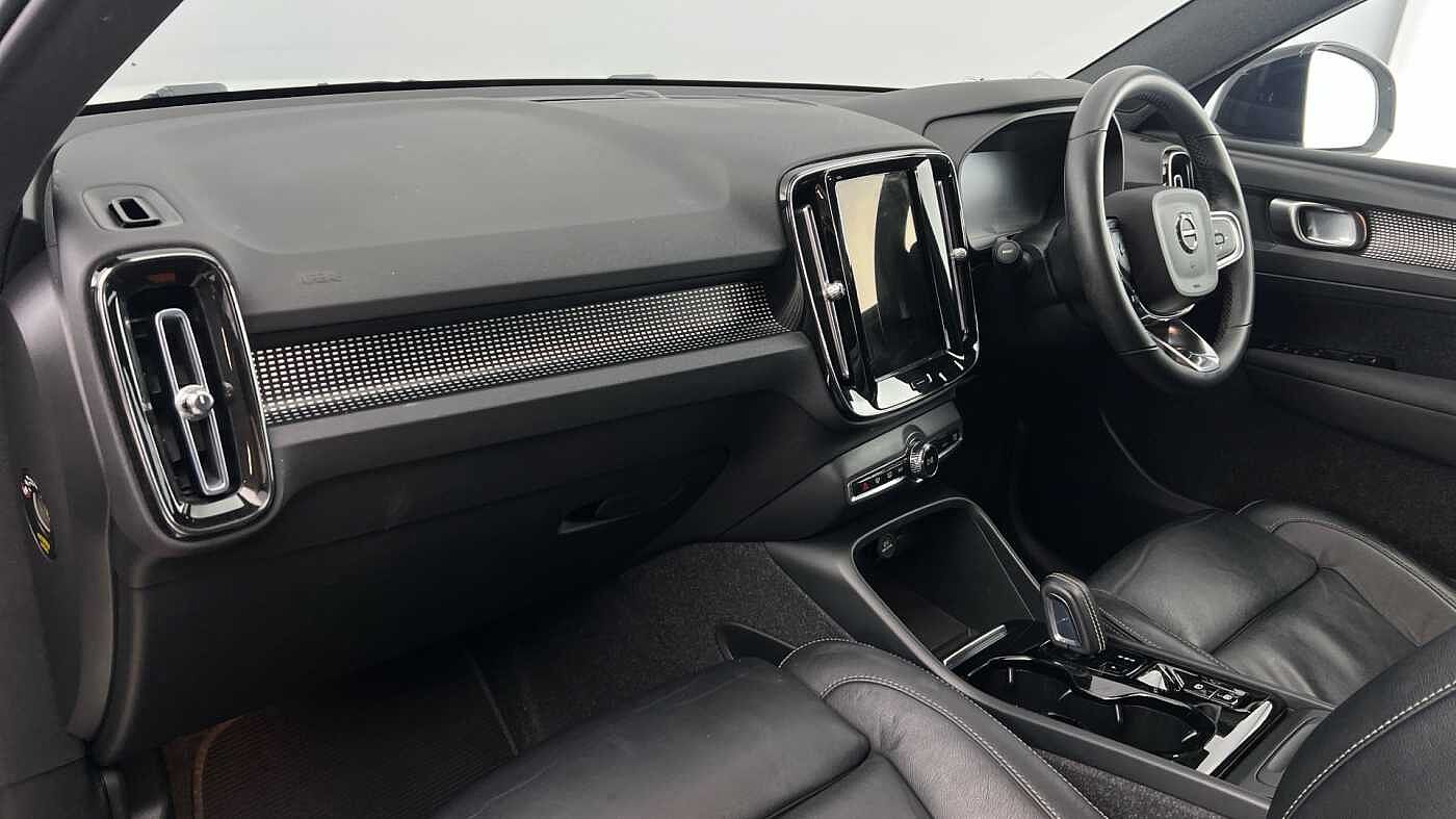 Used Volvo XC40 2021 for sale - 76800530: Photo 6