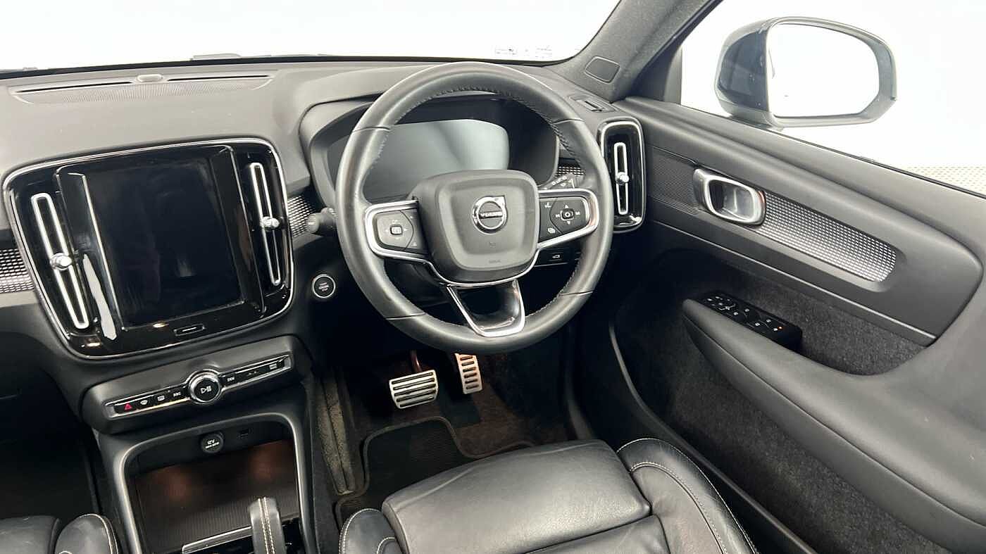 Used Volvo XC40 2021 for sale - 76800530: Photo 8