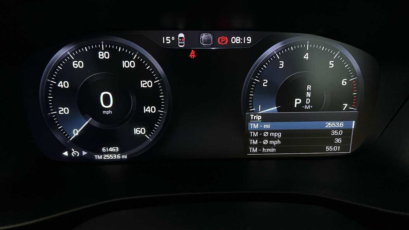 Used Volvo XC40 2021 for sale - 76800530: Photo 9