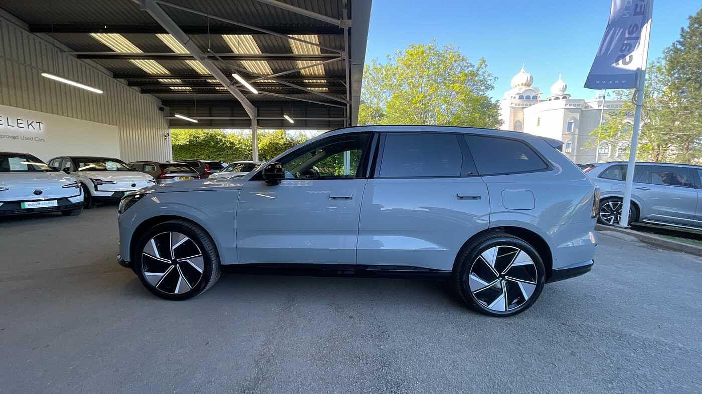 Used Volvo EX90 2025 for sale - 77192985: Photo 8