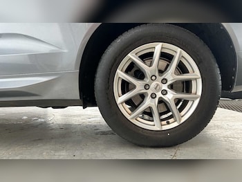Used Volvo XC60 2021 for sale - 75479229: Photo
