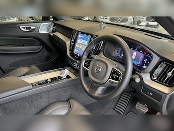 Used Volvo XC60 2024 for sale - 77013368: Photo