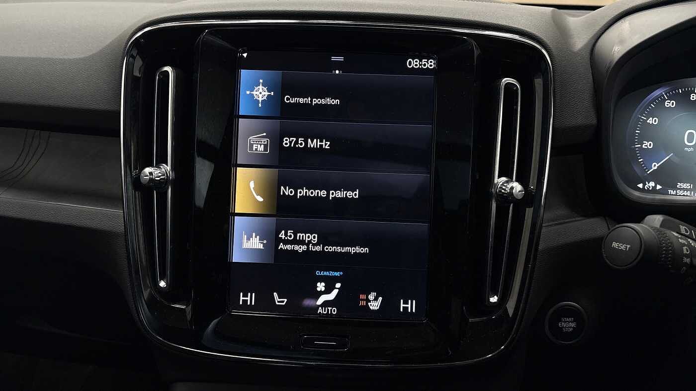 Used Volvo XC40 2022 for sale - 76474532: Photo 11