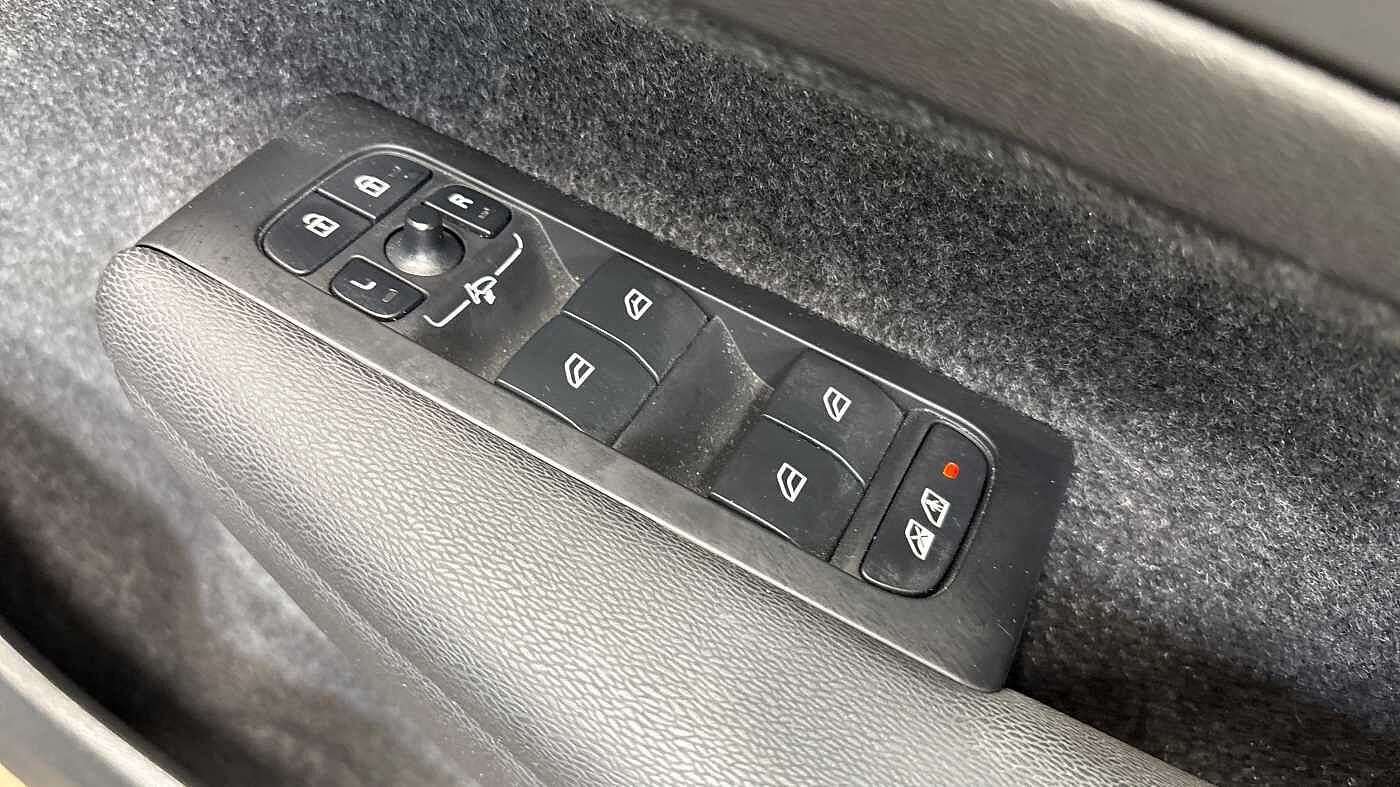 Used Volvo XC40 2022 for sale - 76474532: Photo 25