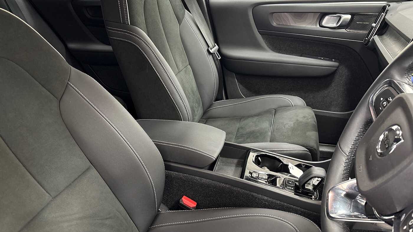 Used Volvo XC40 2022 for sale - 76474532: Photo 29